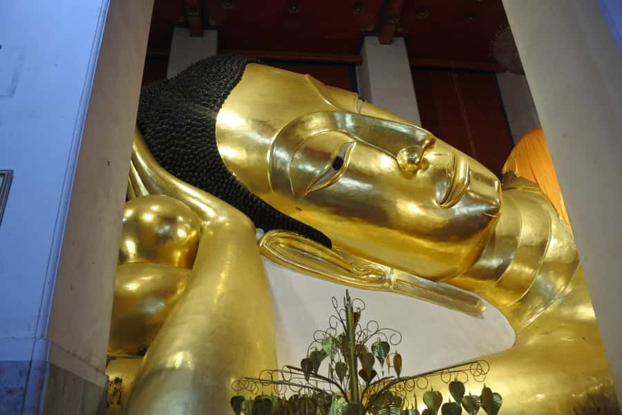 Bangkok: Grand Palace & Wat Pho Half-Day Private Tour - Who this private Grand Palace and Wat Pho tour suits best