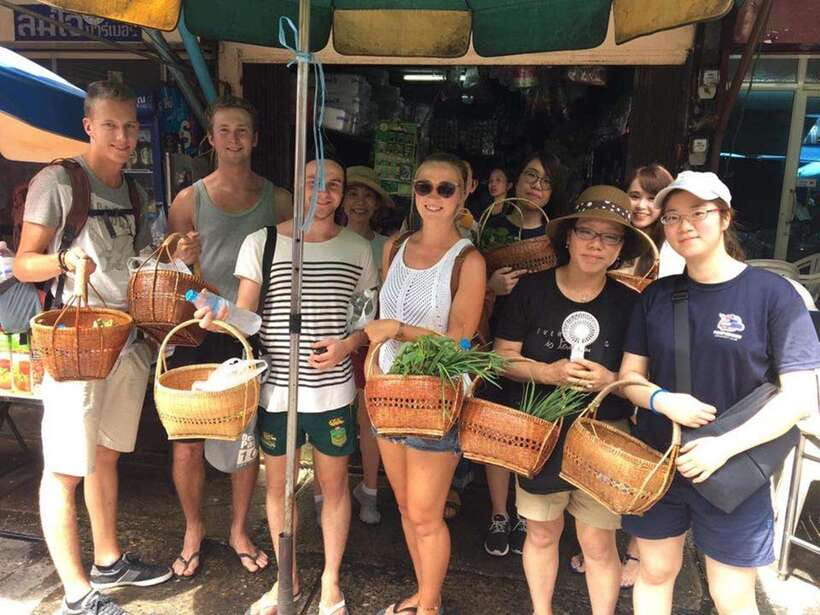 Bangkok: Hands-on Thai Cooking Class and Market Tour - Afternoon and Evening Upgrade: Mango Carving as the Grand Finale
