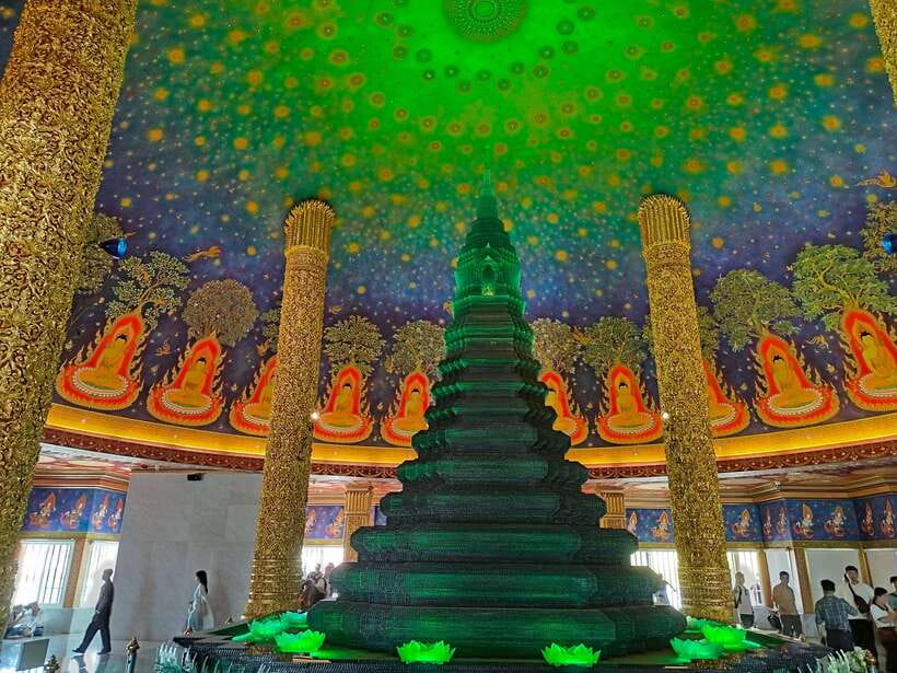 Bangkok: Longtail Boat Canal Tour to Wat Arun - Longtail Boats and Bangkok’s Khlongs: What You’re Really Seeing