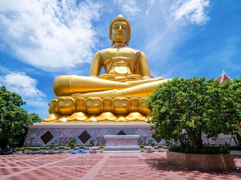 Bangkok: Longtail Boat Canal Tour to Wat Arun - Wat Arun Temple of Dawn Visit: What to Focus On