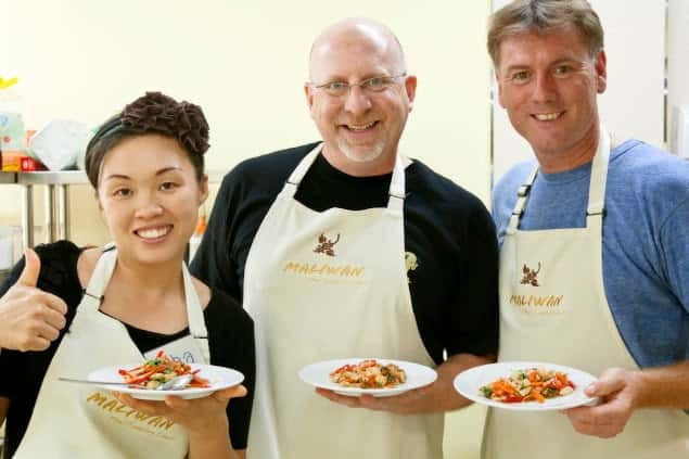 Bangkok: Maliwan Thai Cooking Class with Market Tour - Should you book Maliwan Thai Cooking Class?