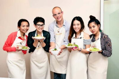 Bangkok: Maliwan Thai Cooking Class with Market Tour - The Cooking School Setup: Small Group, Big Support