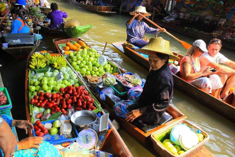 Bangkok: Railway and Floating Market Tour with Dragon Temple - Who This Tour Suits Best (and Who Might Want Another Option)