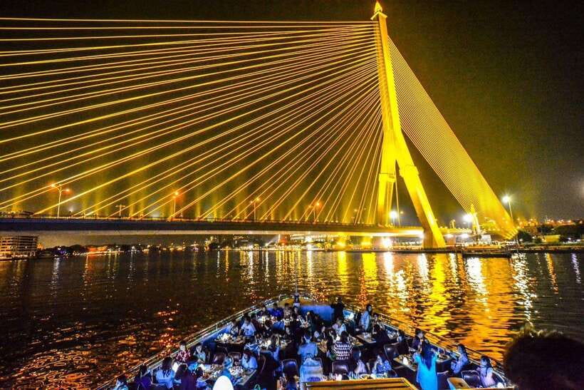 Bangkok: Royal Princess River Dinner Cruise with Live Music - Boarding at Asiatique: Find the Right Warehouse, Then Relax
