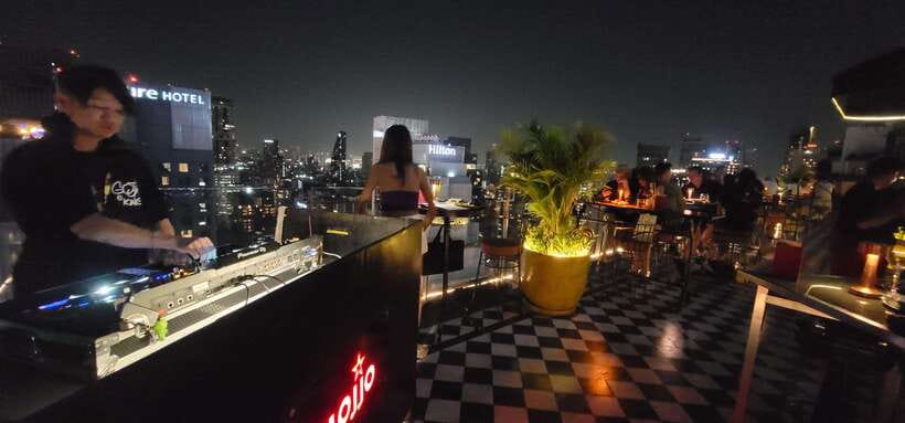 Bangkok: Soi Cowboy, Nana, Soi 11, Rooftops, Clubs & Go Go’s - Key things to know before you go