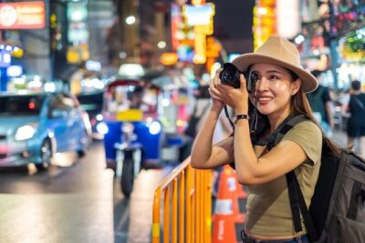 Bangkok Tuk-Tuk Tour by Night with Chinatown Street Food Meal - Stop 1: Wat Arun (Temple of Dawn) and the quick river ride that sets the tone