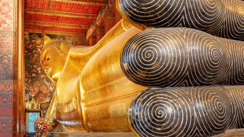 Bangkok: Wat Pho and Wat Arun Guided Walking Tour - Who should book this Wat Pho and Wat Arun walking tour