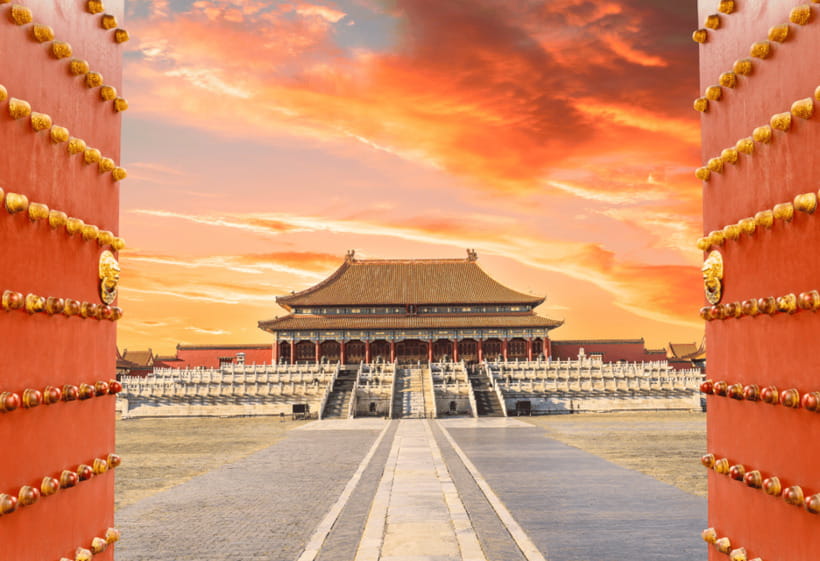 Beijing: Tiananmen Square and Forbidden City Entry Tickets - Small-group English tours: classic central-axis routes and efficient highlight stacking