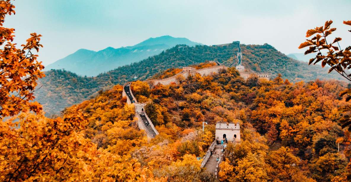 Beijing:Mutianyu/Badaling Great Wall Tour with VIP Fast Pass - Guides and Drivers: Why the Human Part Matters