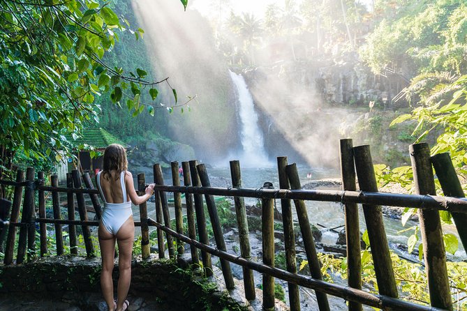 Best of Ubud Attractions: Private All-Inclusive Tour - Mas wood carving center: a short craft stop with real personality