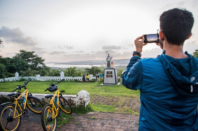BLive Electric Bike Tours – Discovery of Divar Island - Guides, pace, and the small details that shape your day