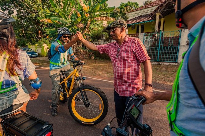 BLive Electric Bike Tours – Discovery of Divar Island - Stop 1 on Divar Island: paddy fields, Portuguese flavor, and village rhythm