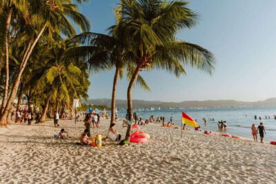Boracay: Island and Beach-Hopping Boat Tour with Snorkeling - Puka Shell Beach: Your First 40 Minutes of White Sand