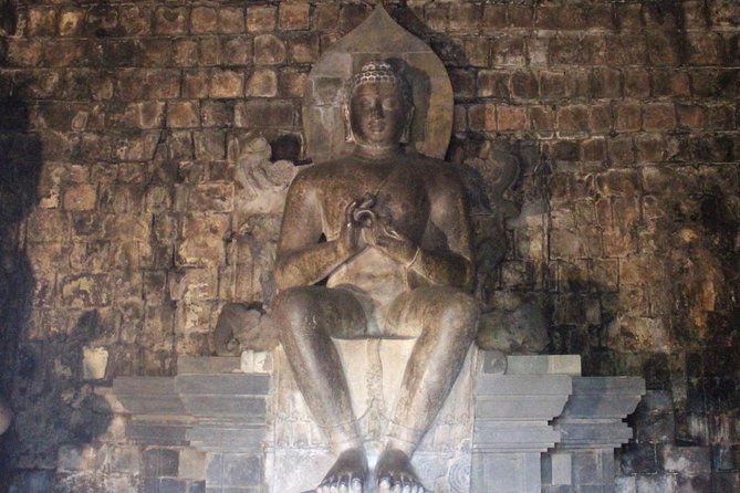 Borobudur Temple Climb To The Top & Prambanan Temple - 1 day tour - The Driver-Guide Factor: Why People Keep Saying Names Like Thomas and Maxi
