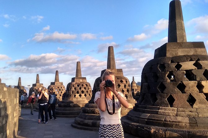 Borobudur Temple Climb To The Top & Prambanan Temple - 1 day tour - Practical Tips: How to Make the Day Easier (and More Photogenic)