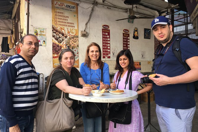 Breakfast Walk in Old Delhi - Rickshaw ride in Old Delhi: when the day needs a reset