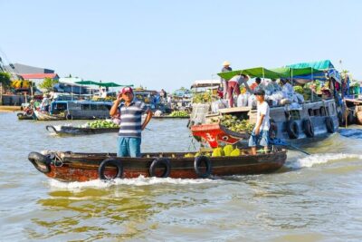 Cai Rang Floating Market & Mekong Delta 2-Day Tour from HCM City - Day 1: From Ho Chi Minh City to My Tho in One Smooth Push
