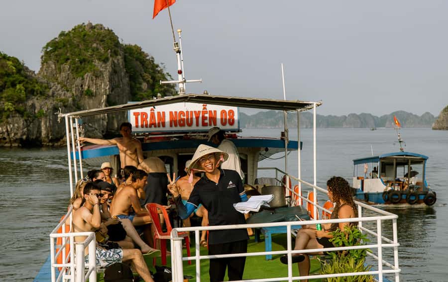 Cat Ba: Lan Ha & Ha Long Bay Kayak & Snorkel Boat Tour - Price and value: why $30 can work here