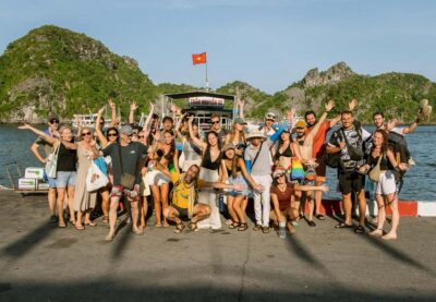 Cat Ba: Lan Ha & Ha Long Bay Kayak & Snorkel Boat Tour - Cai Beo floating village: the real-world bay before the fun