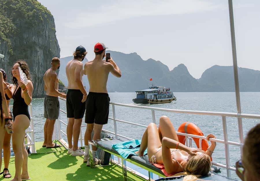 Cat Ba: Lan Ha & Ha Long Bay Kayak & Snorkel Boat Tour - Kayak through Ha Long’s limestone caves: the part you’ll remember