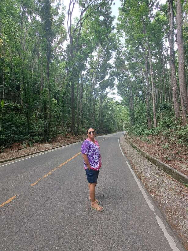 Cebu City: Bohol Countryside Tour with Loboc Cruise Lunch - Souvenir stop and the return ferry: how to avoid the last-minute scramble