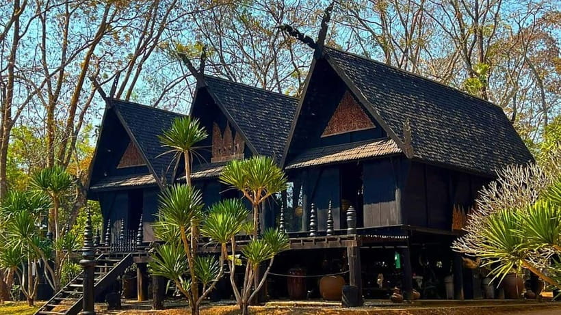 Chiang Mai: Chiang Rai Temples, Golden Triangle & Boat Tour - The long road from Chiang Mai: hot springs, timing, and comfort tips
