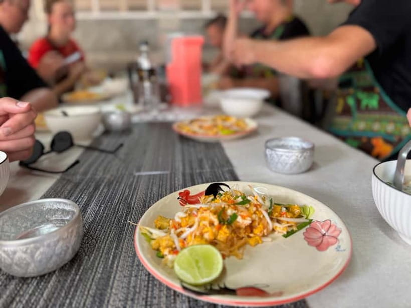 Chiang Mai: Cooking Class with Market and Pickup - Pickup, timing, and how to plan your day in Chiang Mai