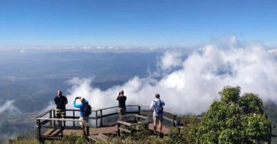 Chiang Mai: Doi Inthanon Park with Kew Mae Pan Hike Day Trip - King and Queen Twin Pagodas: More Than Just a Pretty Stop