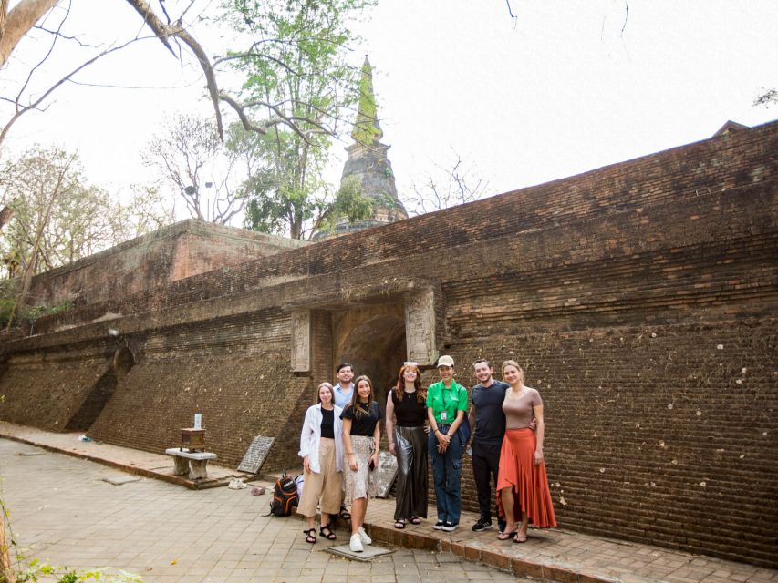 Chiang Mai: Doi Suthep and Wat Umong Enchanting Evening Tour - Watching Chiang Mai light up from above
