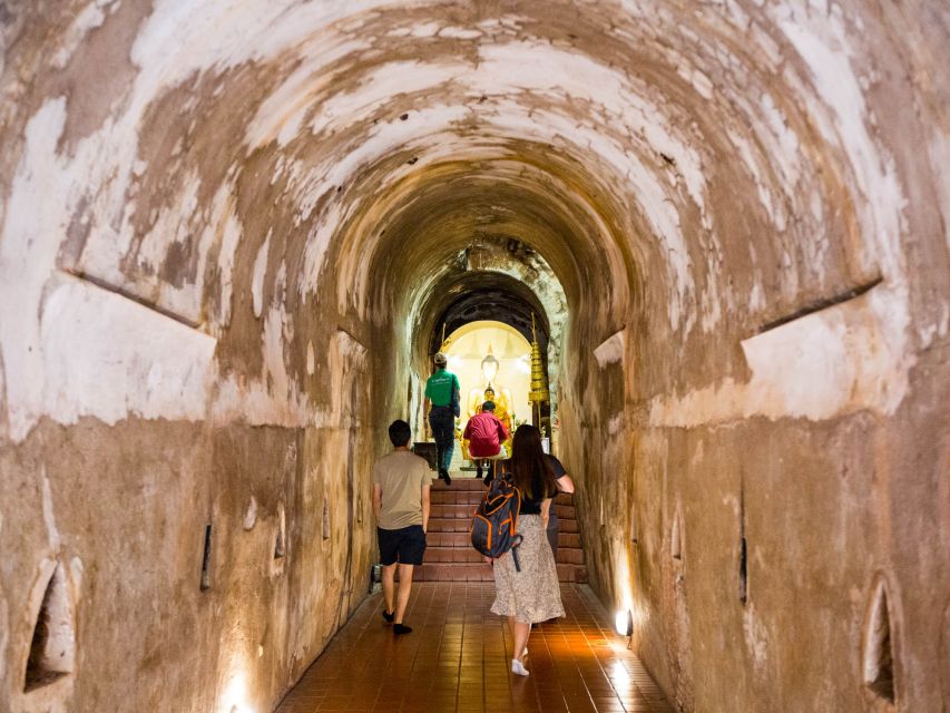 Chiang Mai: Doi Suthep and Wat Umong Enchanting Evening Tour - Wat Umong: tunnels, temple calm, and the forest that keeps its own rhythm