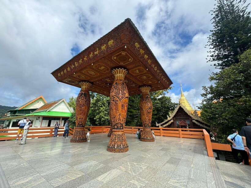 Chiang Mai: Elephant Sanctuary, Monk Trail & Doi Suthep Tour - What to pack (and what to avoid) for this exact day