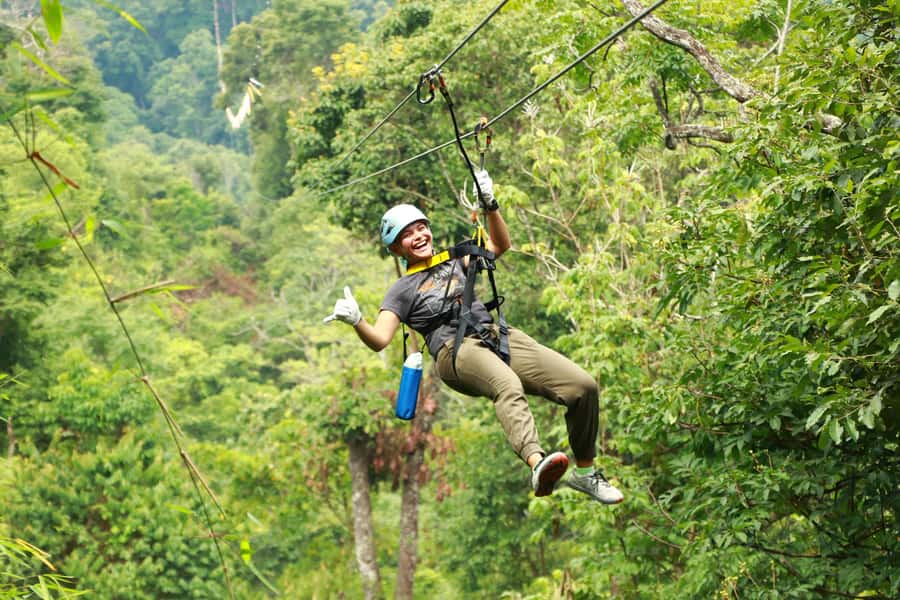 Chiang Mai: Kingkong Smile Zipline with Lunch and Transfers - Guides with real personality: why the day feels fun and safe