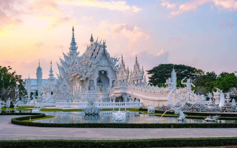 Chiang Mai: Lalita Cafe & White, Blue, Big Buddha Temples - Mae Kachan Hot Springs: a quick stretch stop or an easy skip?