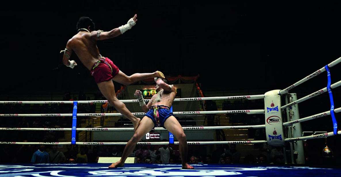 Chiang Mai: Thapae Boxing Stadium Muay Thai Match Ticket - VIP upgrade: photos, drinks, and comfort that actually helps