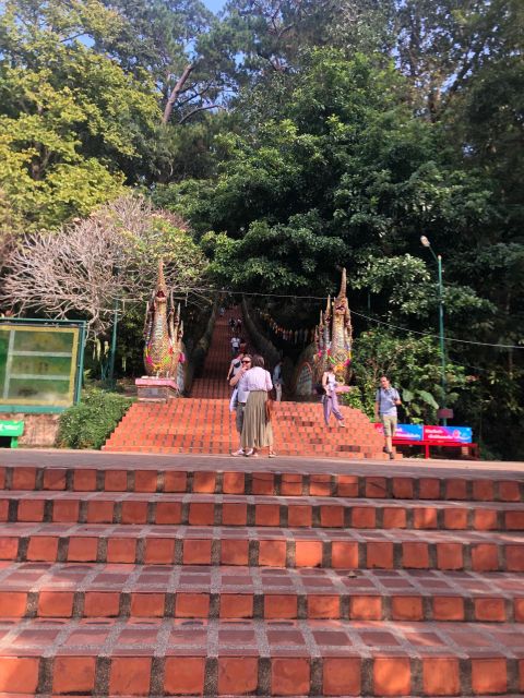 Chiang Mai: Wat Pha Lat & Wat Phra That Doi Suthep Tour - The Van Ride, Timing, and How the Day Flows