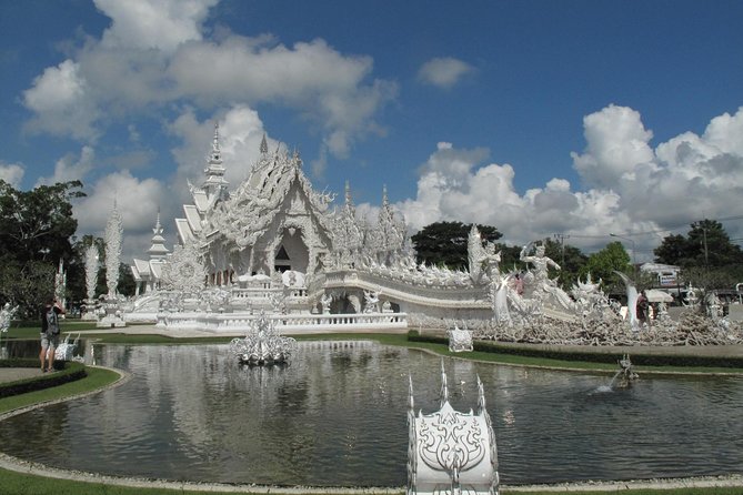 Chiang Rai Day Trip from Chiang Mai City with Golden Triangle - Guides, pacing, and why small-group management matters