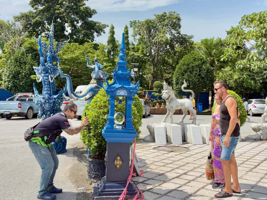 Chiang Rai: Explore 7 Major Sites with All Tickets Included - Local restaurant lunch: Thai buffet so you don’t lose the day
