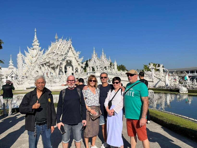 Chiang Rai: Guided Highlights Guided Tour with Buffet Lunch - Long Neck Karen Village: cultural visit with a real-world ethics check