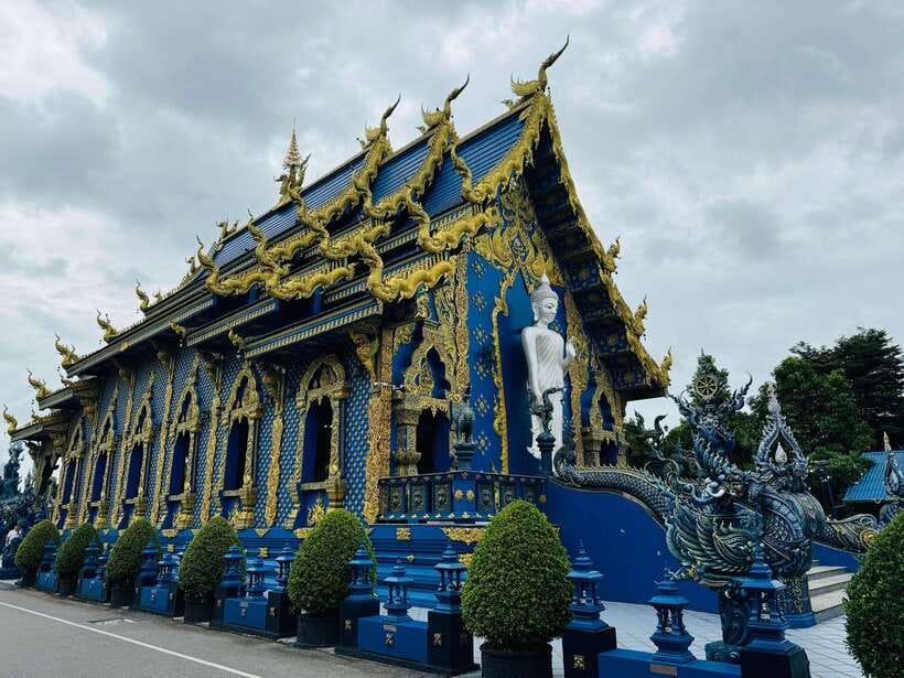 Chiang Rai: Iconic Temples & 7 Major Sites—River View Buffet - Golden Triangle viewpoint: Thailand, Laos, Myanmar in one glance