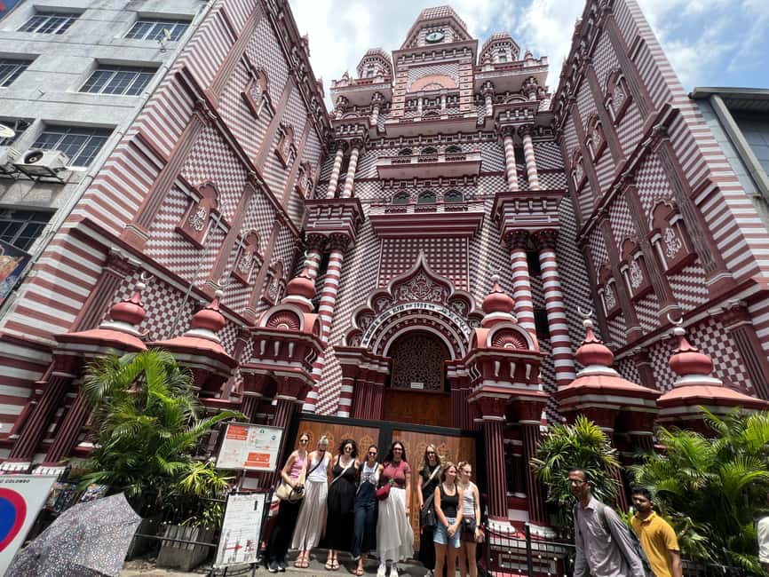 Colombo City Tour by Tuk Tuk Experience - All Inclusive - Pettah Market and Keyman Gate: the city’s everyday pulse
