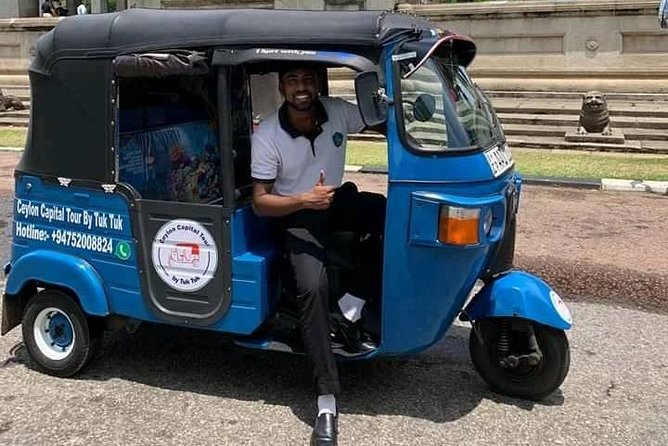 Colombo Tuk Tuk City Tour -Sightseeing Entry Fees & Food Included - Colombo Fort Railway Station and the Fort cluster: where the city shows its backbone