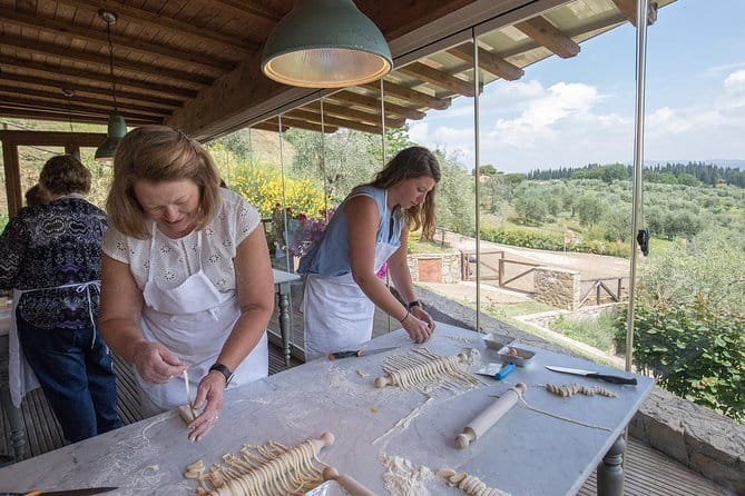 Cooking Class and Lunch at a Tuscan Farmhouse with Local Market Tour from Florence - Who Should Book This Tuscan Farmhouse Cooking Class