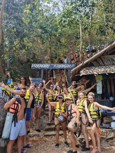Coron Ultimate Tour: 7 Destinations with Lunch & Transfers - Getting picked up in Coron Town (and where to meet if you’re outside it)