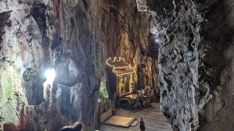 DaNang/HA: Lady Buddha, Marble Mountain & Am Phu Caves Tour - Pacing, Walking, and Who This Works Best For