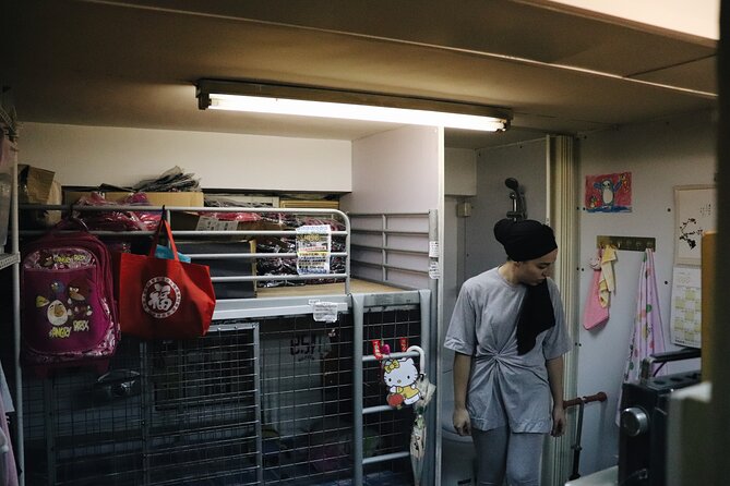 Dark Side of Hong Kong - Kowloon Caged Homes Walking Tour - Cedar Street: the 500 sq ft puzzle, and why it hits hard