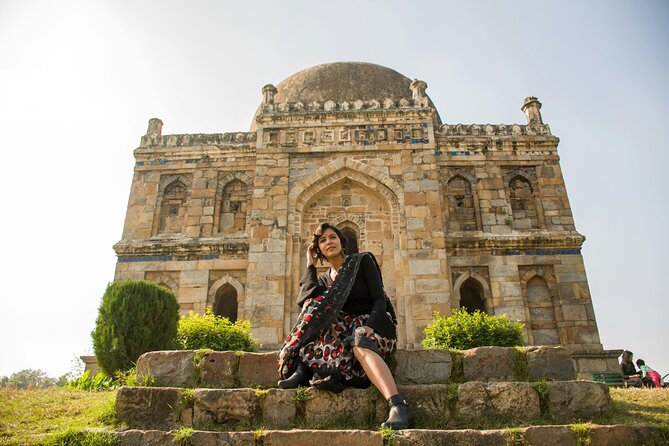 Delhi: Old and New Delhi Guided Full or Half-Day Tour - Chandni Chowk and the Spice-Market Feel: Tuk-Tuk Time and Real Atmosphere