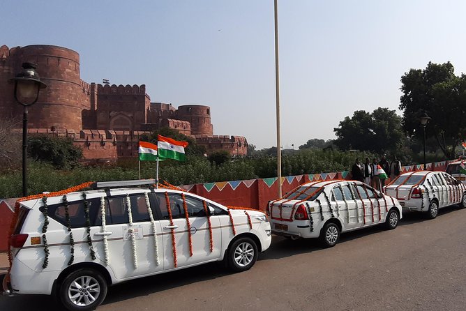 Delhi to Agra and Taj Mahal Private Day Trip by Express Train with Lunch - Agra Fort and Itmad-ud-Daula: two monuments that feel like different worlds