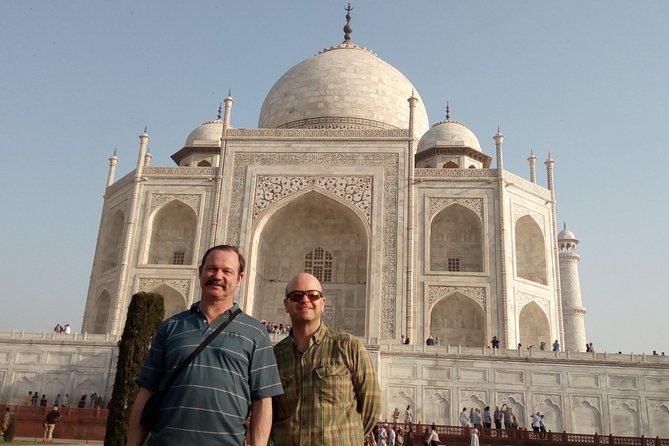 Delhi to Agra Taj Mahal Private Day Trip by Superfast Train - Lunch at a restaurant: simple, included, and timed