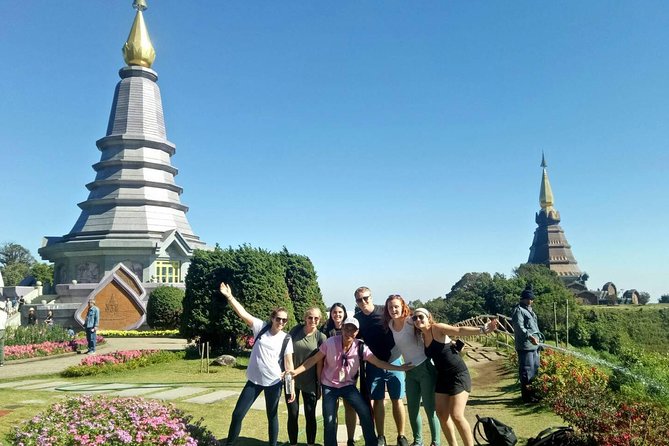 Doi Inthanon Private Tour with Trek & Lunch from Chiang Mai - Guides, drivers, and those small fixes that save your day