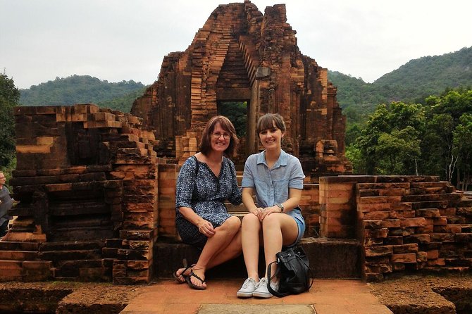 Early Morning My Son Sanctuary Trip w. Champa Food & Coffee - Guide quality: what you should look for (Linh, Han, Van, Bay)